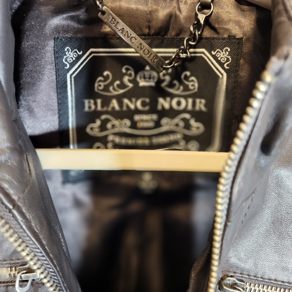 Blanc Nior Black Leather Ruffle Trim Jacket Sz Medium - Picture 5 of 11